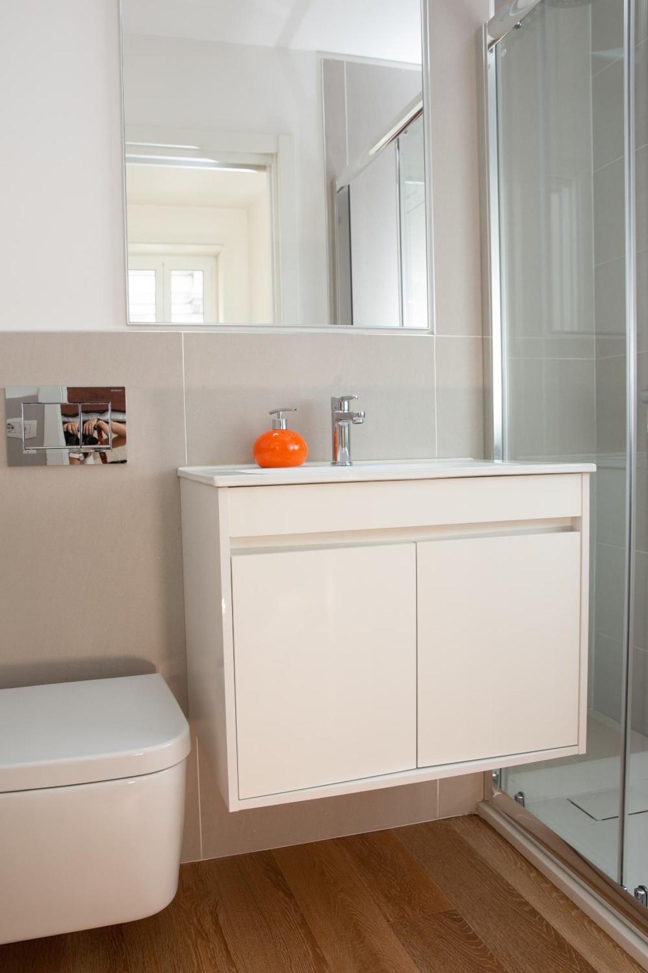 Klimt Central Station - Two Room Apartment มิลาน ภายนอก รูปภาพ