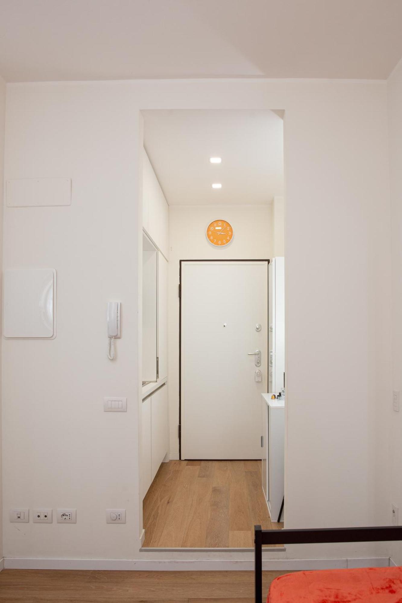 Klimt Central Station - Two Room Apartment มิลาน ภายนอก รูปภาพ